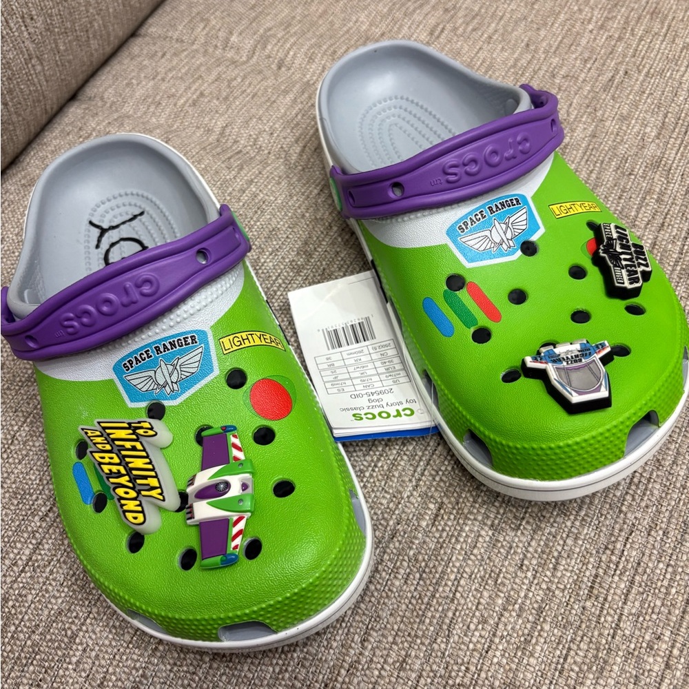 NWT Buzz Lightyear Crocs. W 9 M 7